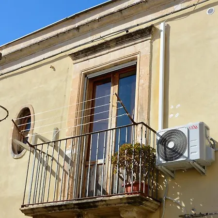 Apartamento Teseo Siracusa In Ortigia Fuori Dalla Ztl